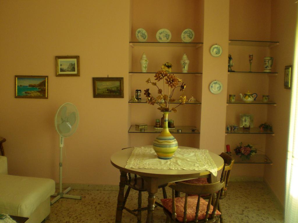 Theokles Apartment Таормина Экстерьер фото